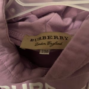 Children’s size 130 Burberry size 4-5t